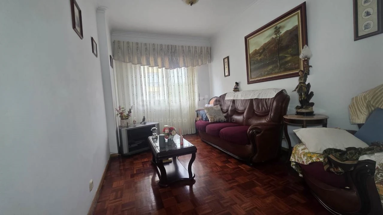 Apartamento T2 para Venda em Venteira Foto 26