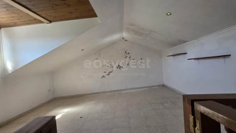 Moradia T3 para Venda em Aguas Belas