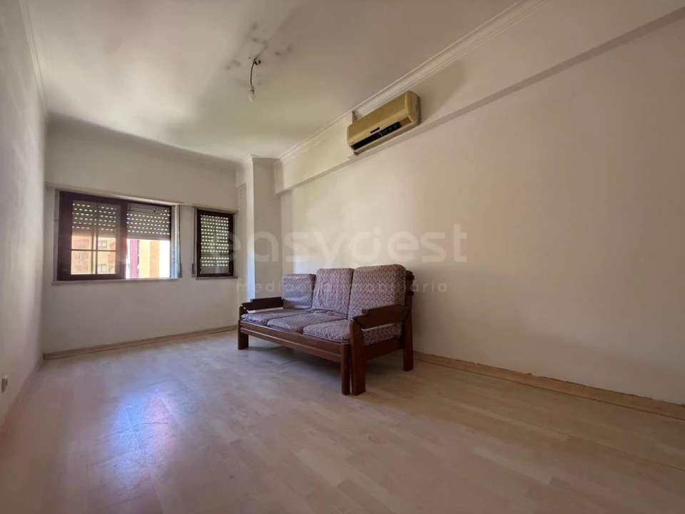 Apartamento T3 para Venda em Odivelas Foto 14
