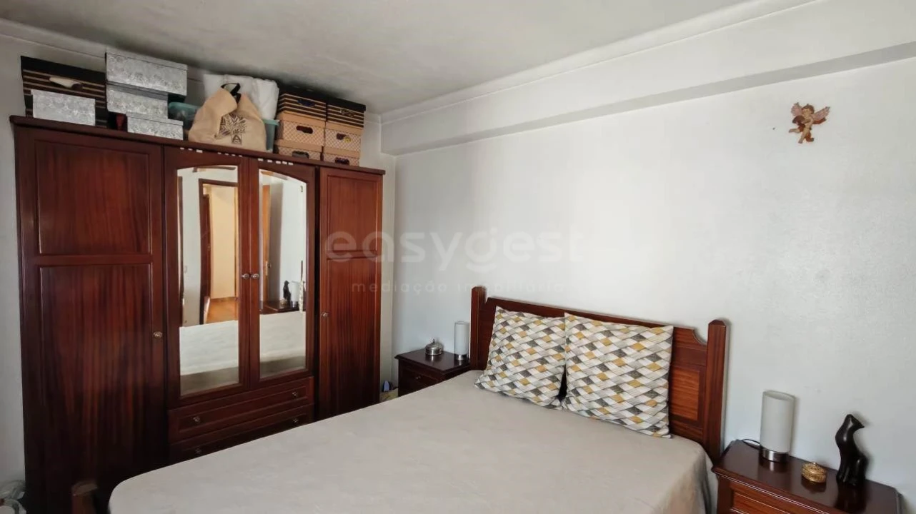 Apartamento T3 para Venda em São João Baptista e Santa Maria dos Olivais Foto 14