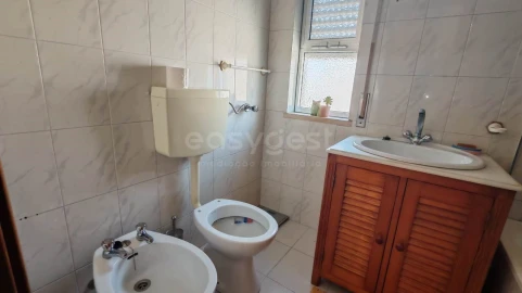 Apartamento T3 para Venda em São João Baptista e Santa Maria dos Olivais