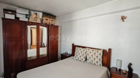 Apartamento T3 para Venda em São João Baptista e Santa Maria dos Olivais