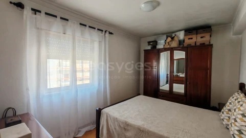 Apartamento T3 para Venda em São João Baptista e Santa Maria dos Olivais
