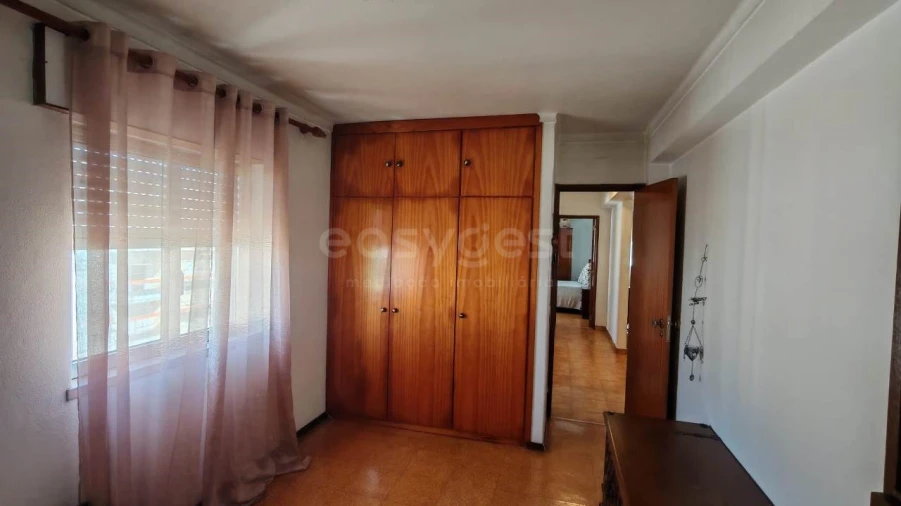 Apartamento T3 para Venda em São João Baptista e Santa Maria dos Olivais Foto 17