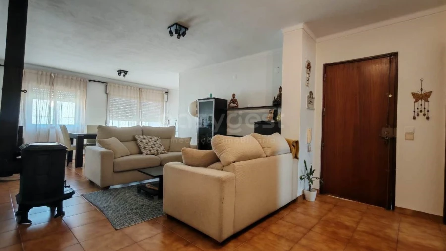 Apartamento T3 para Venda em São João Baptista e Santa Maria dos Olivais