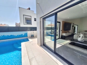Moradia T3 para Venda em Portimão