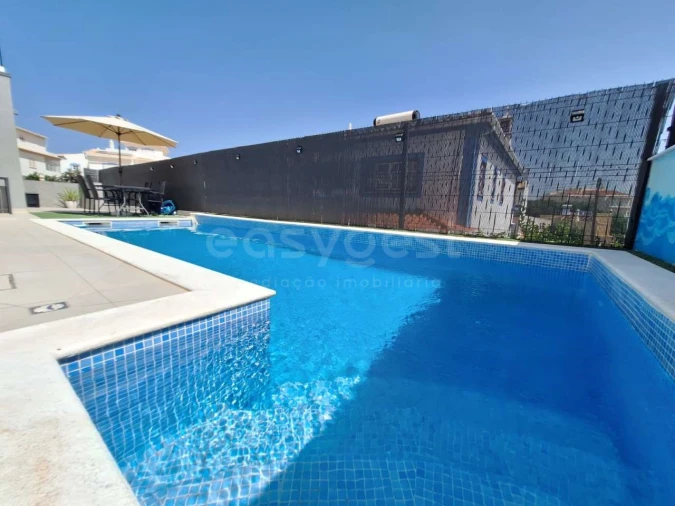 Moradia T3 para Venda em Portimão Foto 3