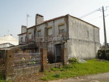 Moradia T4 para Venda em Pataias e Martingança