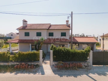 Moradia T5 para Venda em Espite