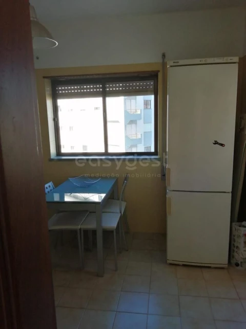 Apartamento T1 para Venda em Santo Antonio dos Olivais