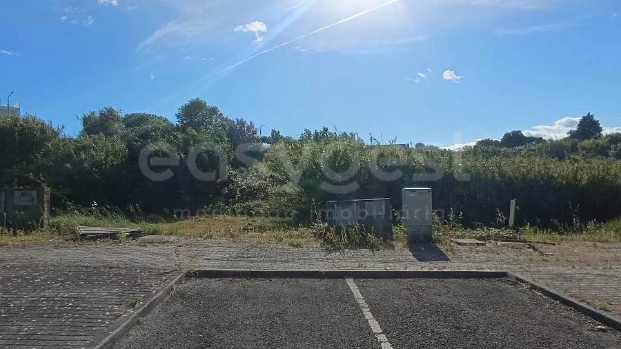 Terreno para Venda em Torres Novas (Santa Maria, Salvador e Santiago)