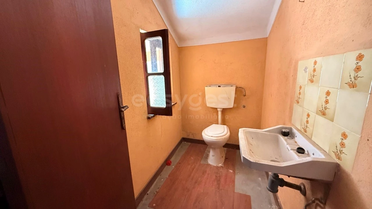 Moradia T4 para Venda em Idanha-A-Nova e Alcafozes Foto 11