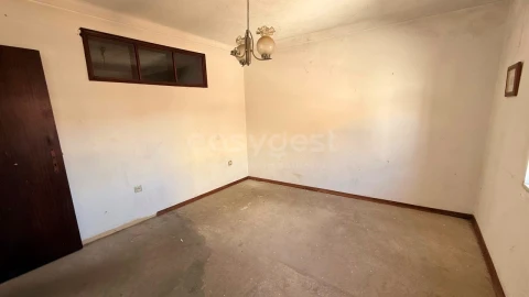 Moradia T4 para Venda em Idanha-A-Nova e Alcafozes
