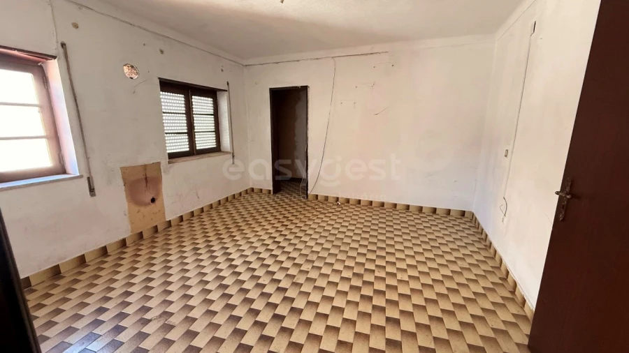Moradia T4 para Venda em Idanha-A-Nova e Alcafozes Foto 3