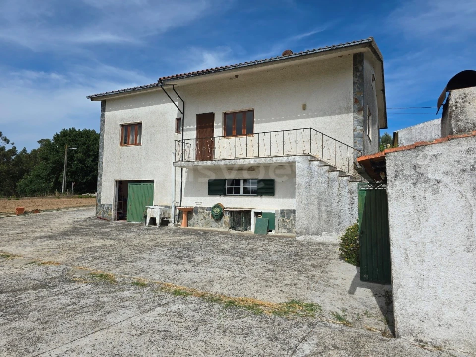 Moradia T4 para Venda em Espariz e Sinde Foto 16