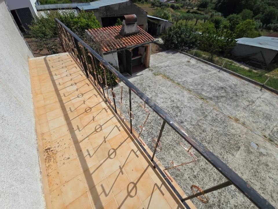 Moradia T4 para Venda em Espariz e Sinde Foto 38