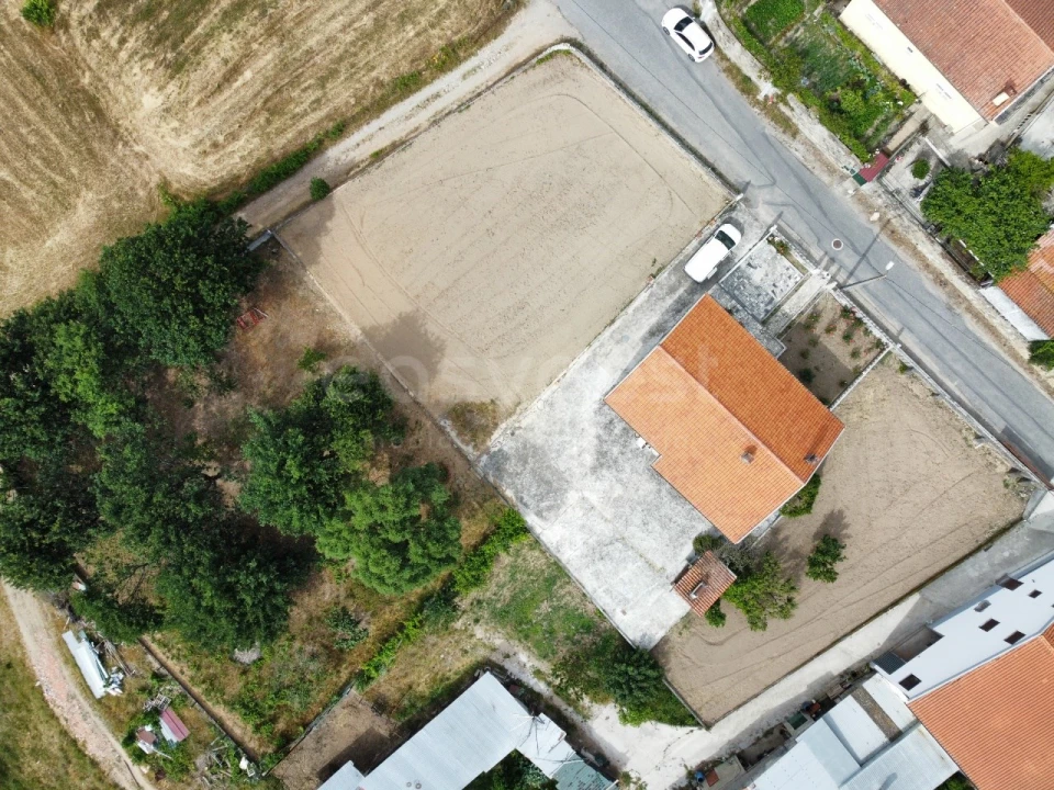 Moradia T4 para Venda em Espariz e Sinde Foto 40