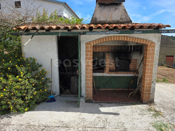 Moradia T4 para Venda em Espariz e Sinde Foto 33