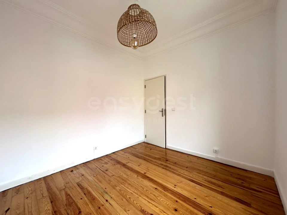 Apartamento T2 para Venda em Falagueira-Venda Nova Foto 17