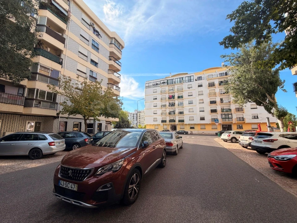 Apartamento T3 para Venda em União das Freguesias de Setúbal Foto 2