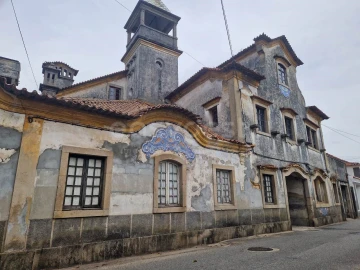Moradia T10 para Venda em Esgueira