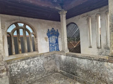 Moradia T10 para Venda em Esgueira