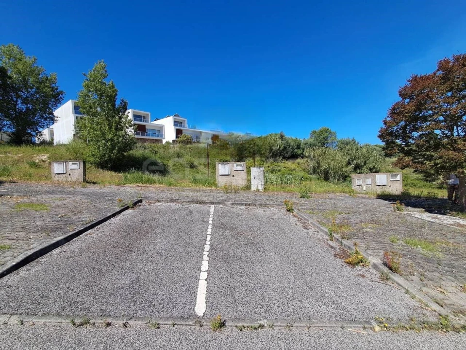 Terreno para Venda em Torres Novas (Santa Maria, Salvador e Santiago) Foto 3