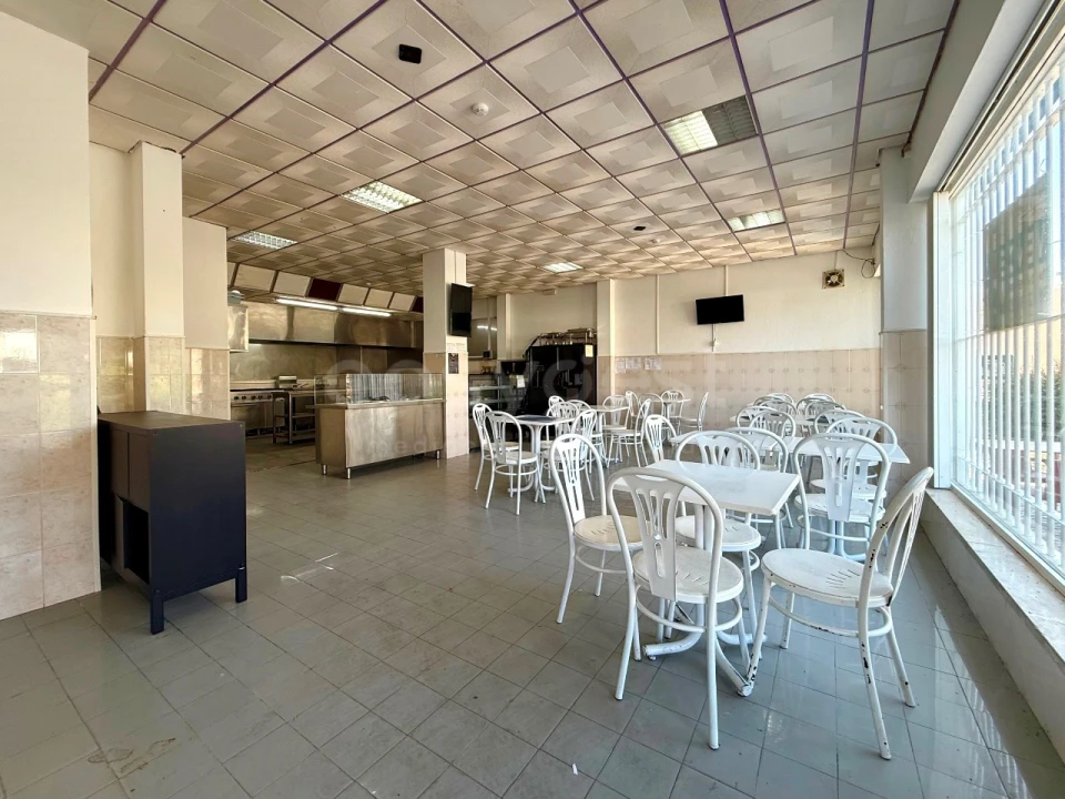 Loja para Arrendamento em União das Freguesias de Setúbal Foto 2