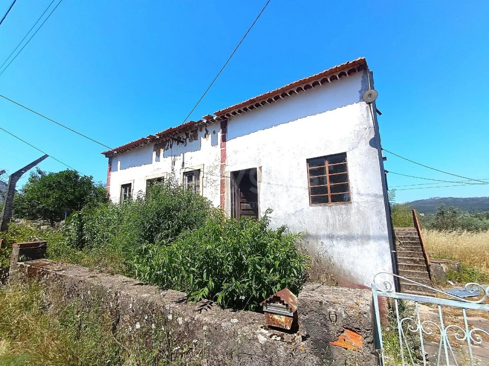 Moradia T4 para Venda em Chãos Foto 7