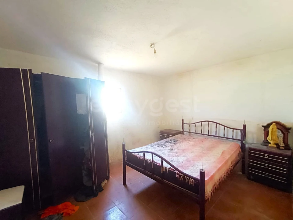 Moradia T4 para Venda em Chãos Foto 13