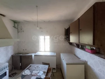Moradia T4 para Venda em Chãos