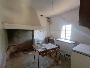 Moradia T4 para Venda em Chãos