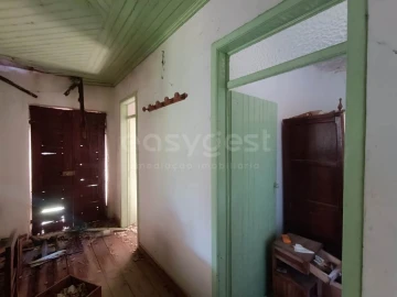 Moradia T4 para Venda em Chãos