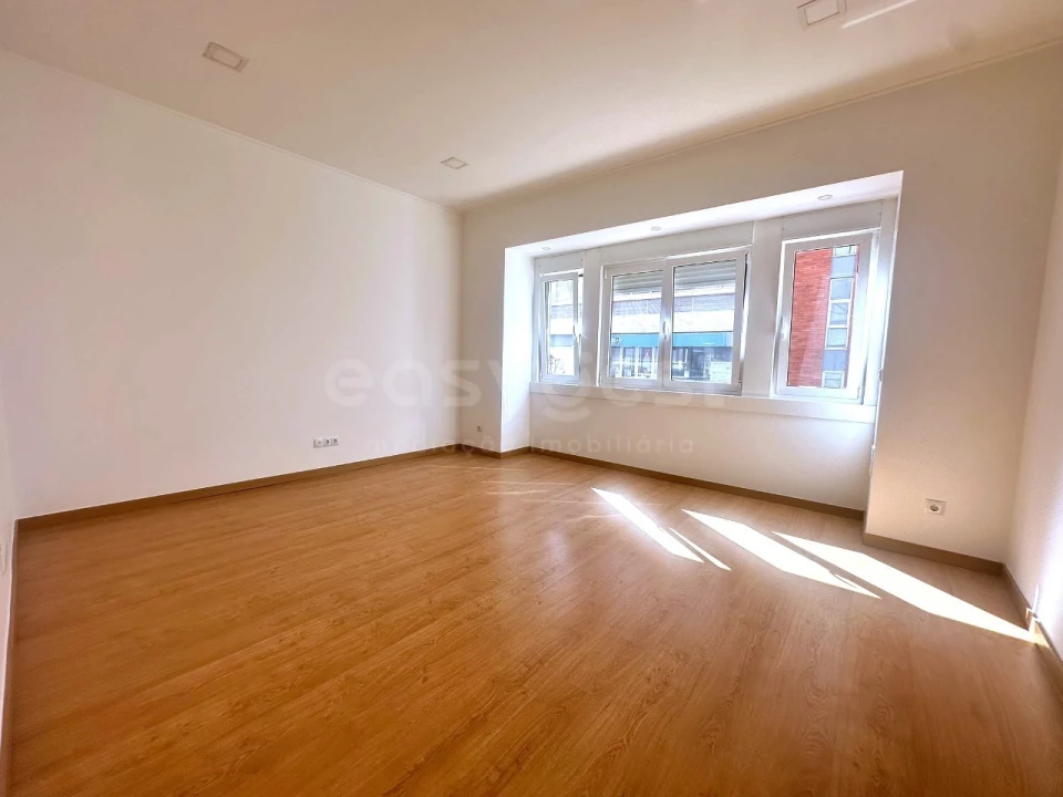 Apartamento T2 para Venda em Arroios Foto 4