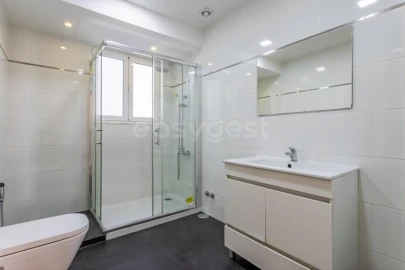 Apartamento T2 para Venda em Arroios