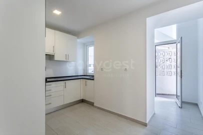 Apartamento T2 para Venda em Arroios