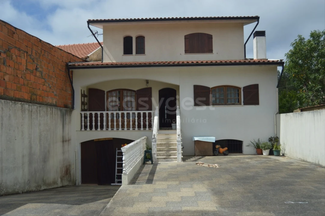 Moradia T3 para Venda em Requeixo, Nossa Senhora de Fátima e Nariz Foto 5