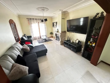 Moradia T3 para Venda em Requeixo, Nossa Senhora de Fátima e Nariz