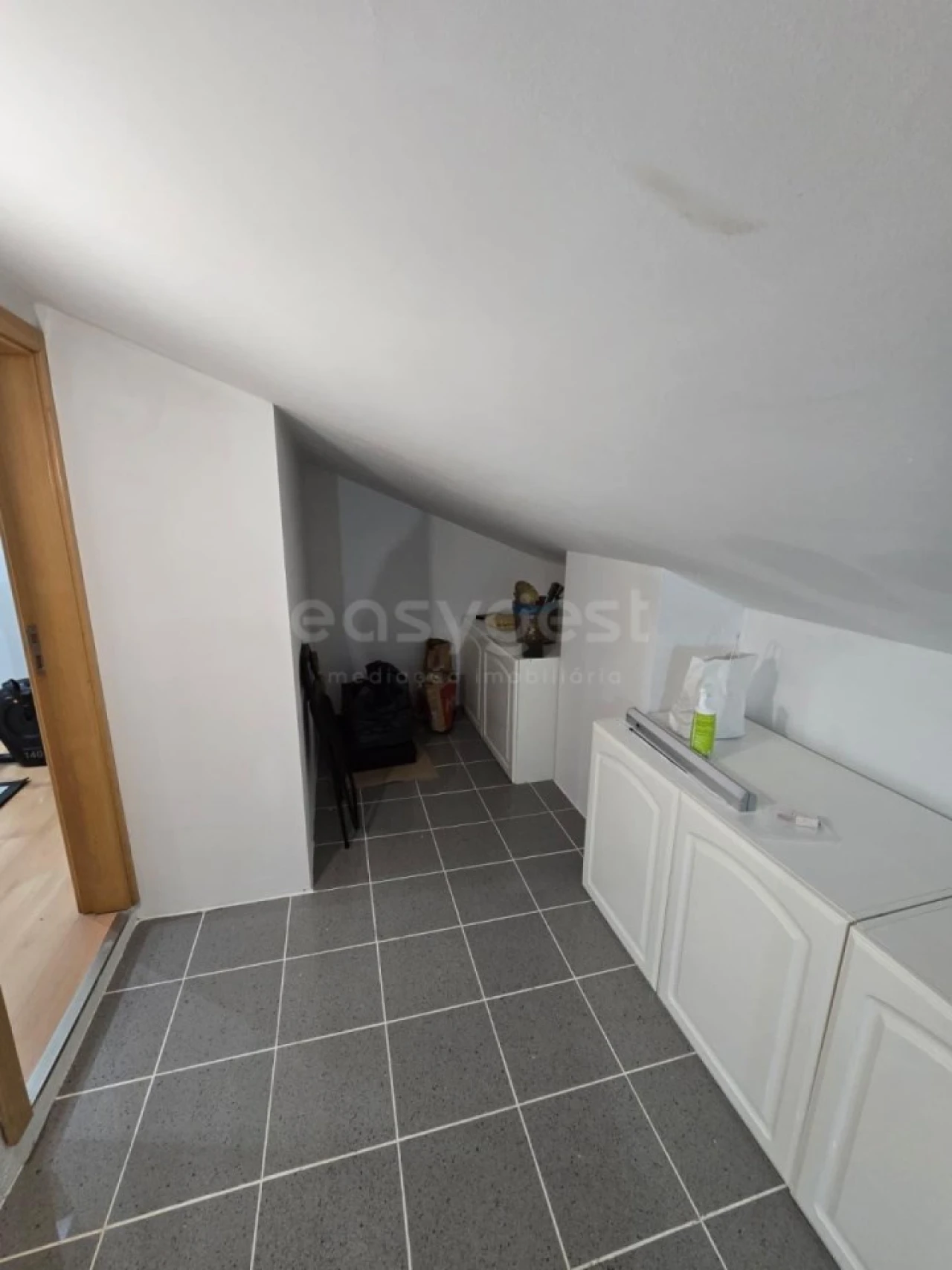 Apartamento T3 para Venda em Recardães e Espinhel Foto 25