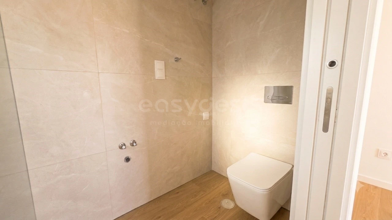 Apartamento T3 para Venda em Lourinhã e Atalaia Foto 18