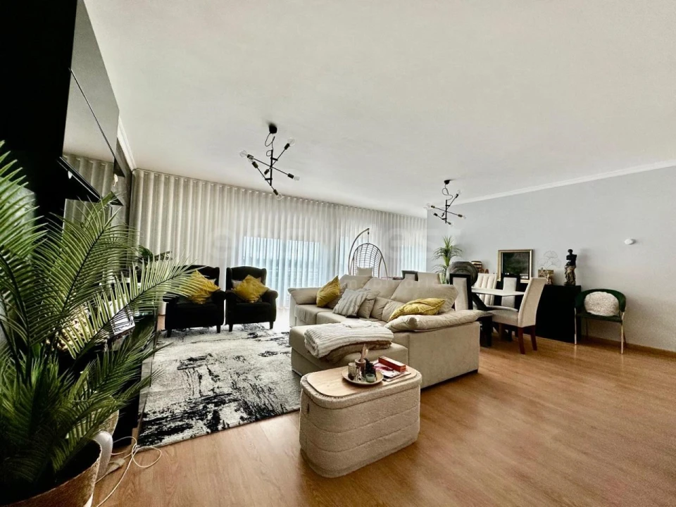 Apartamento T3 para Venda em Condeixa-A-Velha e Condeixa-A-Nova Foto 1