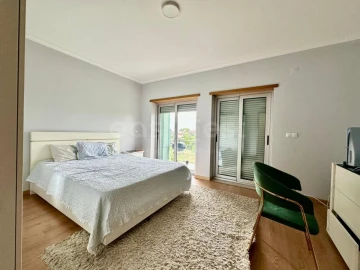 Apartamento T3 para Venda em Condeixa-A-Velha e Condeixa-A-Nova