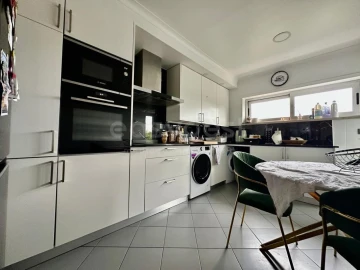 Apartamento T3 para Venda em Condeixa-A-Velha e Condeixa-A-Nova