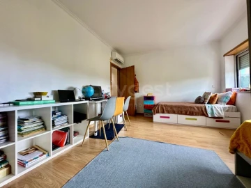 Apartamento T3 para Venda em Condeixa-A-Velha e Condeixa-A-Nova