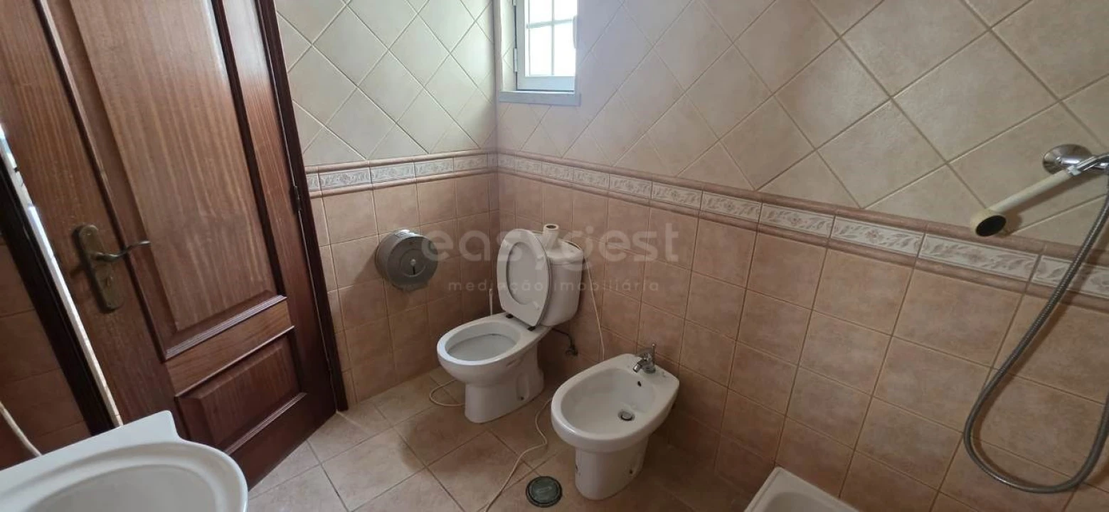 Apartamento T1 para Venda em Vila Nova de Milfontes Foto 8
