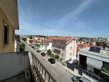 Apartamento T4 para Venda em Santo Antonio dos Olivais