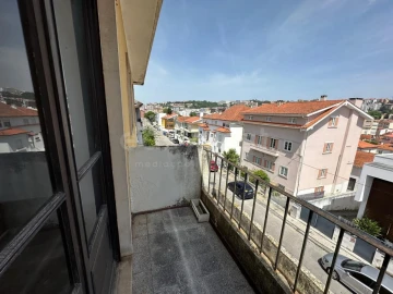 Apartamento T4 para Venda em Santo Antonio dos Olivais