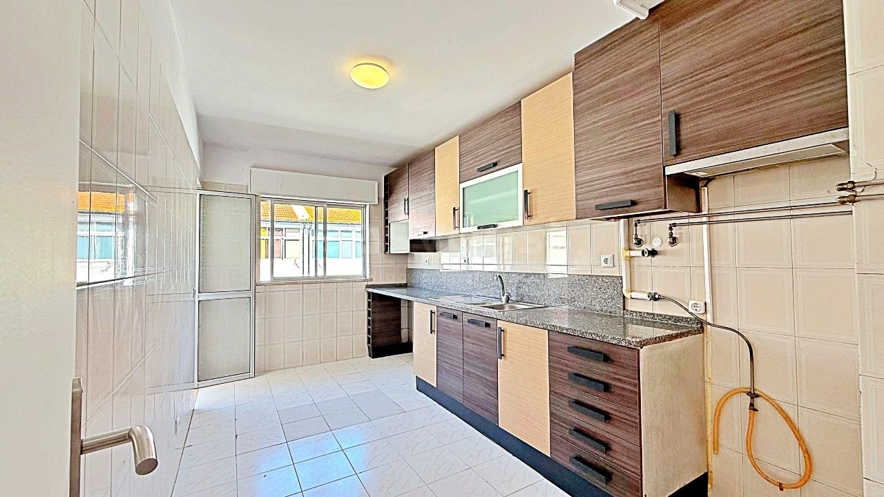 Apartamento T3 para Venda em Montijo e Afonsoeiro Foto 1