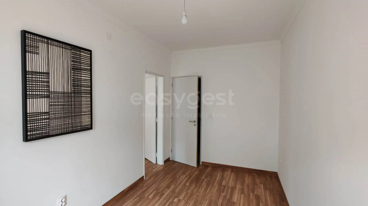 Moradia T3 para Venda em Assentiz Foto 12