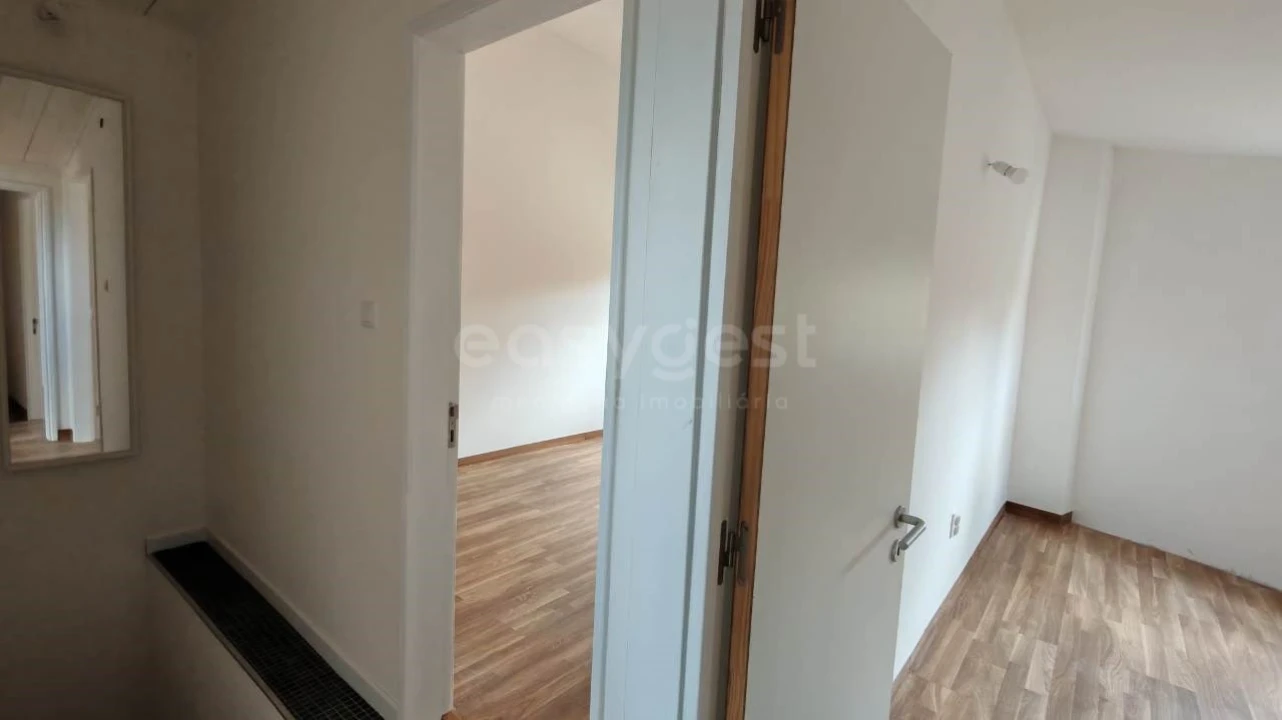 Moradia T3 para Venda em Assentiz Foto 22